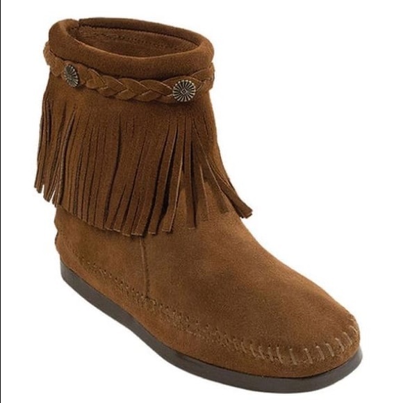 Minnetonka Dusty Brown Suede Hi Top Back Zip Fringe Ankle Booties - Picture 2 of 15